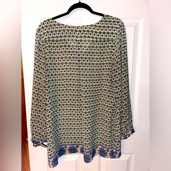 Soft Surroundings Multicolor Floral Long Sleeve lightweight V neck Top XL - Picture 2 of 3